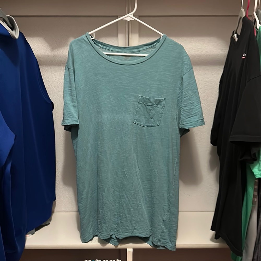 Old Navy Men's XL T-Shirt